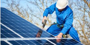 Installation Maintenance Panneaux Solaires Photovoltaïques à Saint-Georges-Montcocq